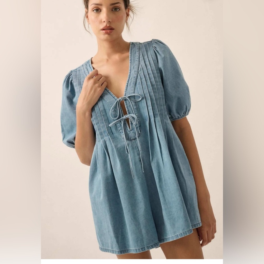 Denim Princess Pleated Puff-Sleeve Babydoll Romper Size small
